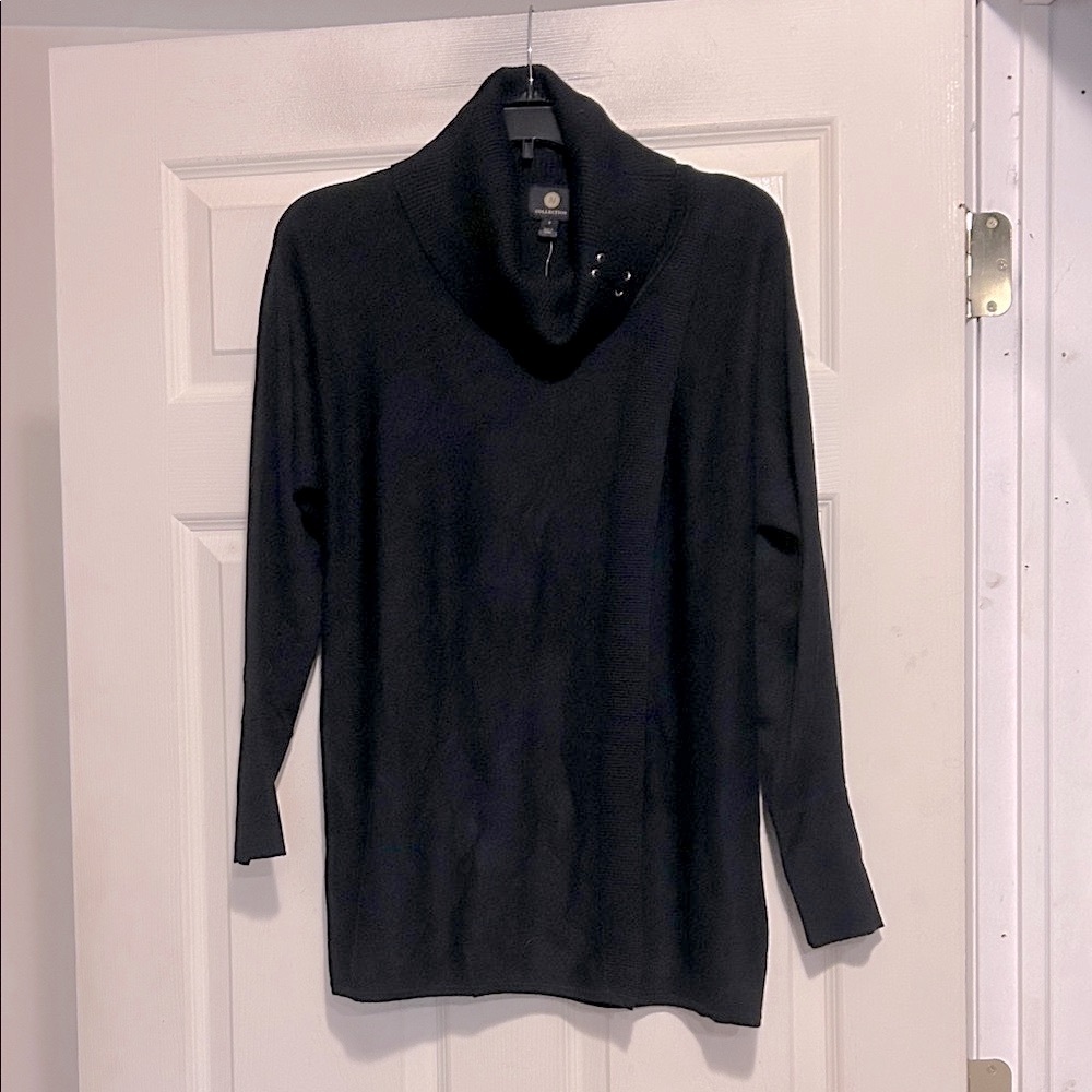 JM Collection Black Sweater Size Small